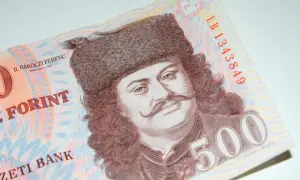 Węgierskie pieniądze: portret II. Rakoczego Ferenca na banknocie 500 forintów.
