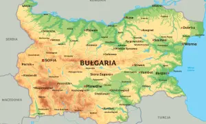 Mapa fizyczna Bułgarii z zaznaczonymi miastami i granicami. Gdzie leży Bułgaria? Między Serbią, Rumunią, Macedonią, Grecją i Turcją, nad Morzem Czarnym.