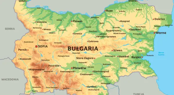 Mapa fizyczna Bułgarii z zaznaczonymi miastami i granicami. Gdzie leży Bułgaria? Między Serbią, Rumunią, Macedonią, Grecją i Turcją, nad Morzem Czarnym.